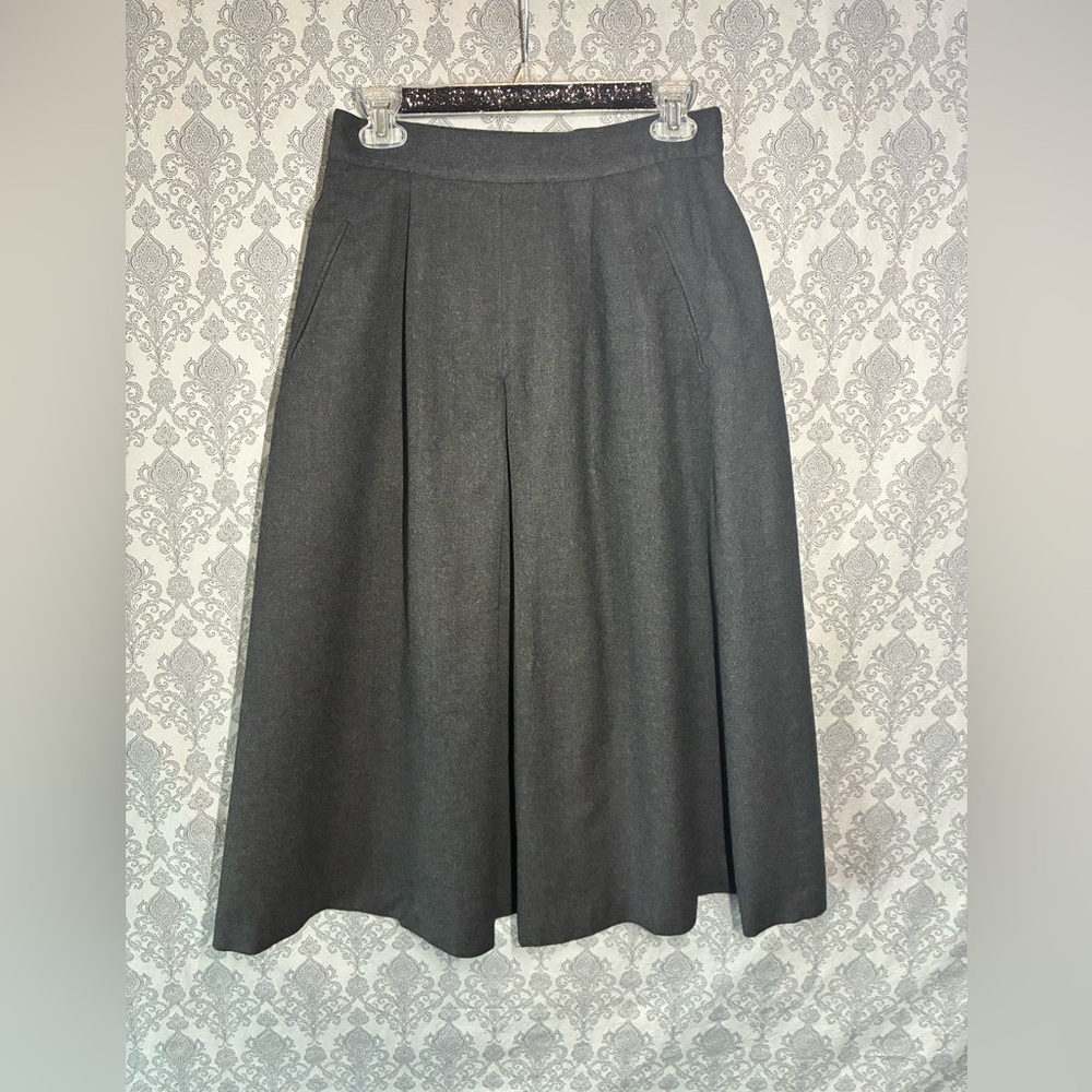 100% wool Talbots Charcoal A-Line Skirt vintage